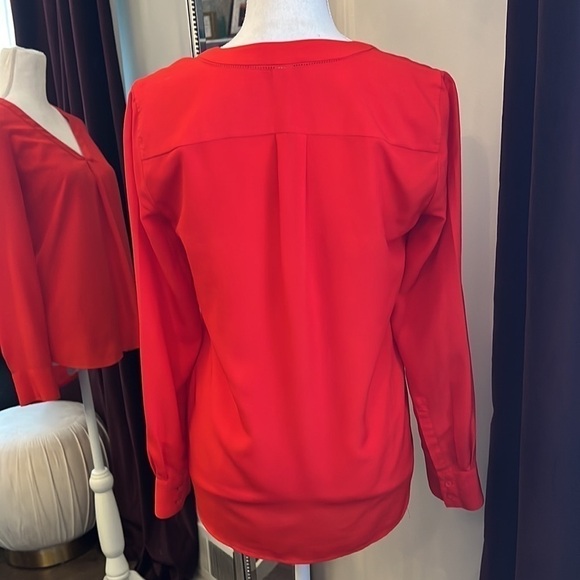 NWOT Crew Factory Red V-Neck Top Size XS - Picture 4 of 7